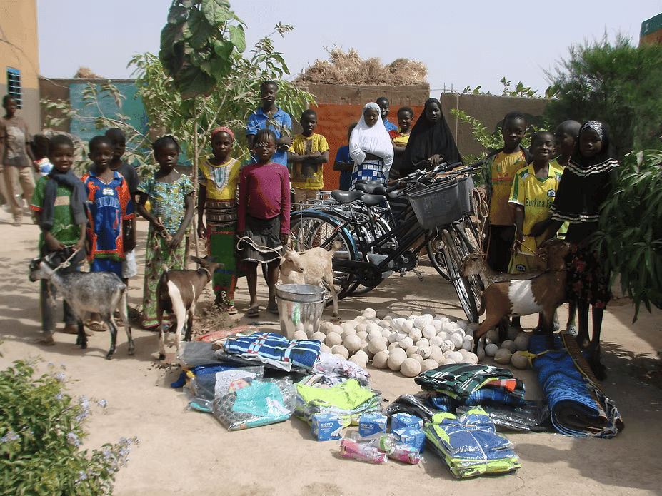 La distribution des dons 06-2018
